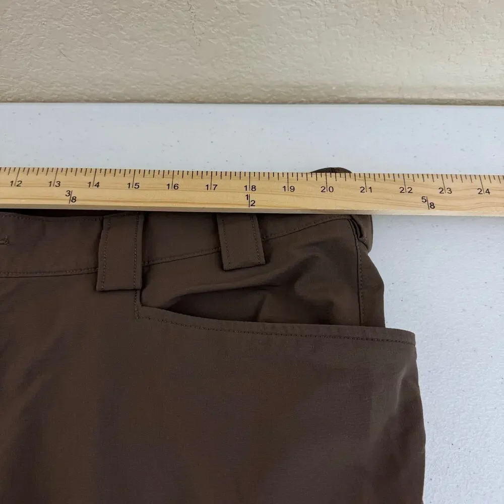 Duluth Trading Co Flexpedition Relaxed Fit Pants Mens 42x34 (Act 42x32) Brown